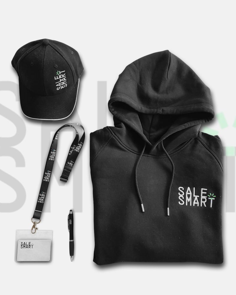 Merchandising per SALESMART: felpa, lanyard, penna e cappello